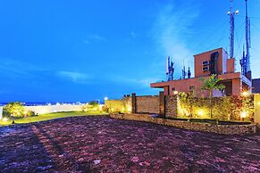 Sarrosa International Hotel and Residential Suites