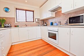 Emaroo Cottages Broken Hill