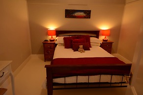 Emaroo Cottages Broken Hill