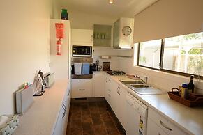 Emaroo Cottages Broken Hill