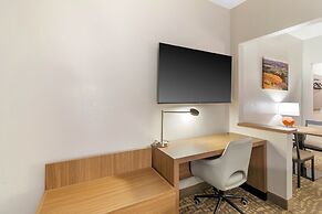 EverSpring Suites