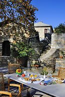 Anovolios Boutique Hotel