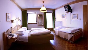 Hotel Dolomiti Madonna