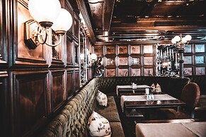 Cella Central Historic Boutique Hotel