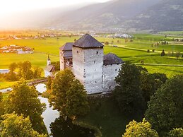 Cella Central Historic Boutique Hotel