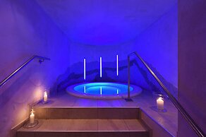 Cella Central Historic Boutique Hotel