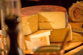 Cella Central Historic Boutique Hotel