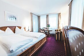 Cella Central Historic Boutique Hotel