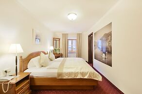 Cella Central Historic Boutique Hotel