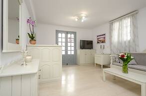 Golden Beach Studios