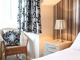 The Riviera Guest House