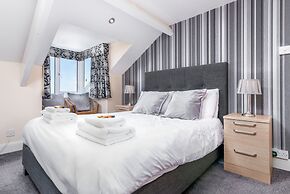 The Riviera Guest House