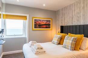 The Riviera Guest House