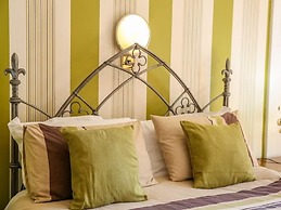 The Riviera Guest House