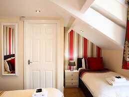 The Riviera Guest House