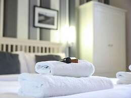 The Riviera Guest House