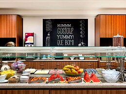 Ibis Curitiba Shopping