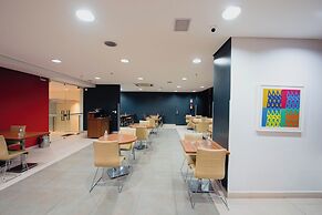 Ibis Curitiba Shopping