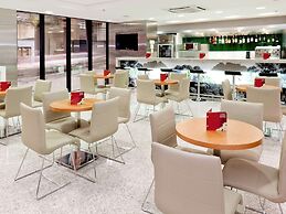 Ibis Curitiba Shopping