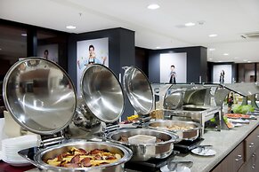 Ibis Curitiba Shopping