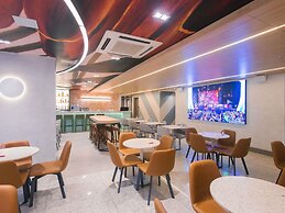 Ibis Curitiba Shopping