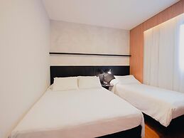 Ibis Curitiba Shopping