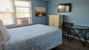 Pelican Point Motel