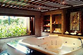 Raya Resort Beach front - The Most Green Resort in Cha-am