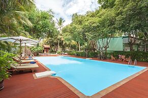 Raya Resort Beach front - The Most Green Resort in Cha-am