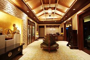 Raya Resort Beach front - The Most Green Resort in Cha-am