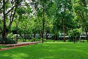 Raya Resort Beach front - The Most Green Resort in Cha-am