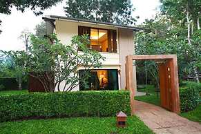 Raya Resort Beach front - The Most Green Resort in Cha-am