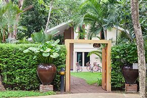 Raya Resort Beach front - The Most Green Resort in Cha-am