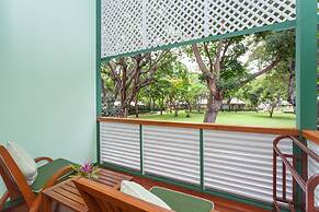 Raya Resort Beach front - The Most Green Resort in Cha-am