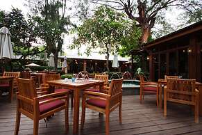 Raya Resort Beach front - The Most Green Resort in Cha-am