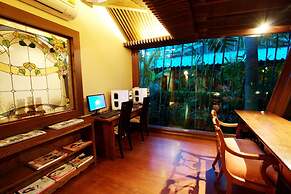 Raya Resort Beach front - The Most Green Resort in Cha-am