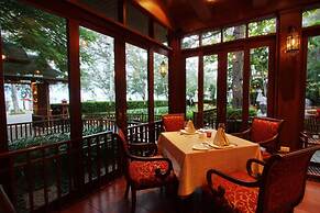 Raya Resort Beach front - The Most Green Resort in Cha-am