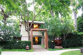 Raya Resort Beach front - The Most Green Resort in Cha-am