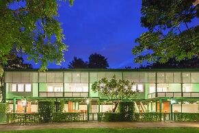 Raya Resort Beach front - The Most Green Resort in Cha-am