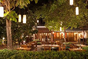 Raya Resort Beach front - The Most Green Resort in Cha-am