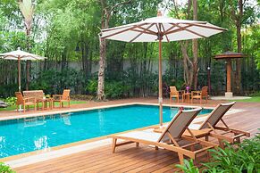 Raya Resort Beach front - The Most Green Resort in Cha-am