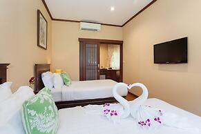 Raya Resort Beach front - The Most Green Resort in Cha-am