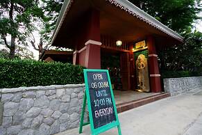 Raya Resort Beach front - The Most Green Resort in Cha-am