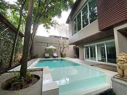 Baan Kao Hua Jook