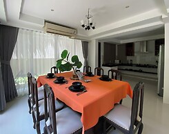 Baan Kao Hua Jook