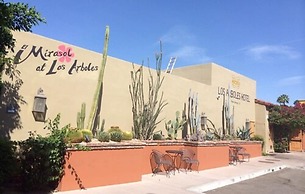 Los Arboles Hotel