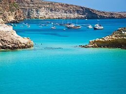 Oasis Hotel Residence & Resort