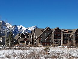 Paradise Resort Club and Spa