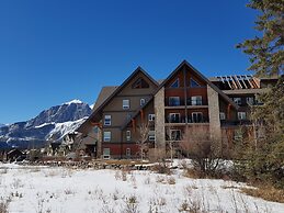 Paradise Resort Club and Spa