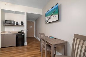 Naples Park Central Hotel